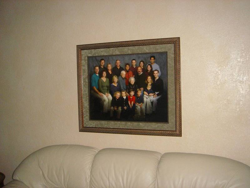 2006/02(Feb)/01(Framed Family Picture)/800x600_2006-02-21-26.JPG
